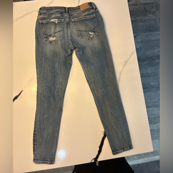 BKE Buckle Stella Distressed low rise skinny ankle jeans - Picture 4 of 4